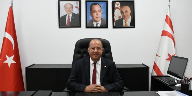 Sağlık Bakanı  Dinçyürek, Kurucu Cumhurbaşkanı Denktaş’ın 13. ölüm yıldönümü nedeniyle mesaj yayımladı