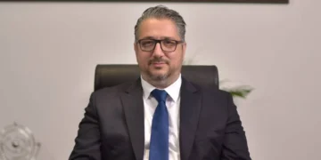Şenkul: Beka sorunumuz Rum ya da İsrail değil, ülkeyi sultanlıkla yönettiğini sanan anlayışdır