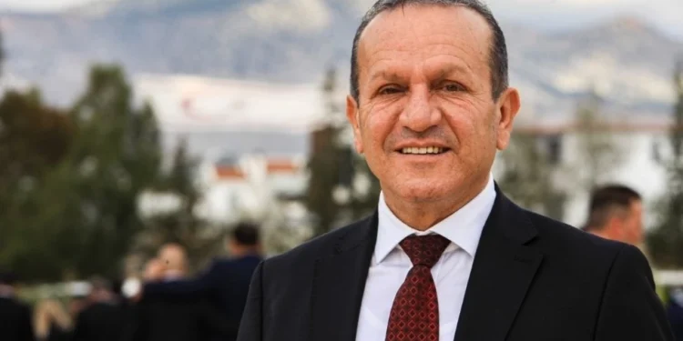Fikri Ataoğlu: Hükümetin istikrarı büyük projeleri hayata geçirdi