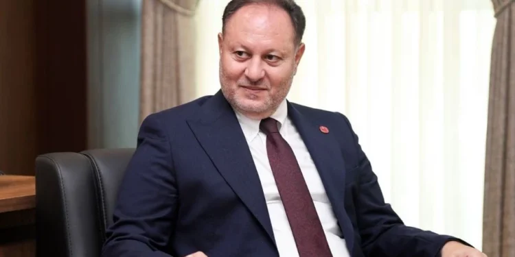 Öztürkler: Toprağımızdan, mavi vatandan ve gök vatandan bir parça vermeyiz