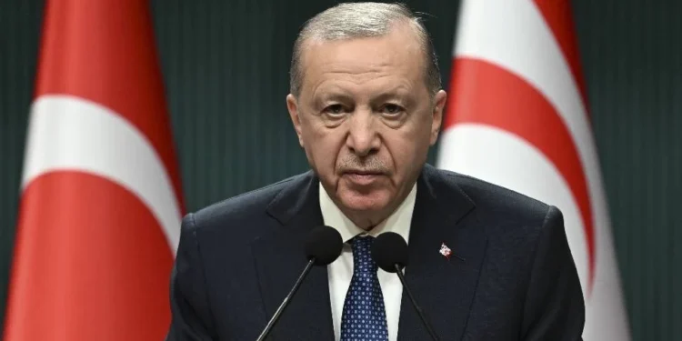 Recep Tayyip Erdoğan: En gerçekçi çözüm, iki devletin var olduğu bir modelden geçer