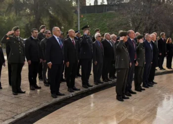 İngiliz sömürge idaresine karşı direnişin 68’inci yıl dönümü: Şehitler Lefkoşa’da törenlerle anıldı