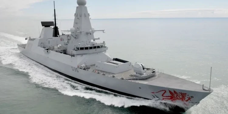 İngiliz savaş gemisi HMS Dragon Doğu Akdeniz’e geliyor