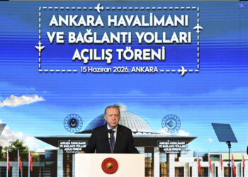 TC Cumhurbaşkanı Erdoğan, “Ankara Havalimanı ve Bağlantı Yolları Açılış Töreni”nde konuştu: “Türkiye Yüzyılı’na giden yolda kimsenin bizi hedeflerimizden alıkoymasına, motivasyonumuzu kırmasına, insicamımızı bozmasına müsaade etmiyoruz”