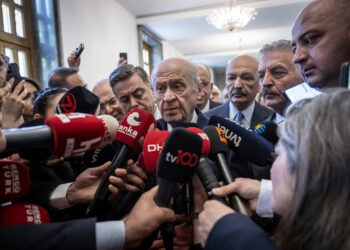 Bahçeli: “Cumhurbaşkanımız görevdedir, biz de arkasındayız”