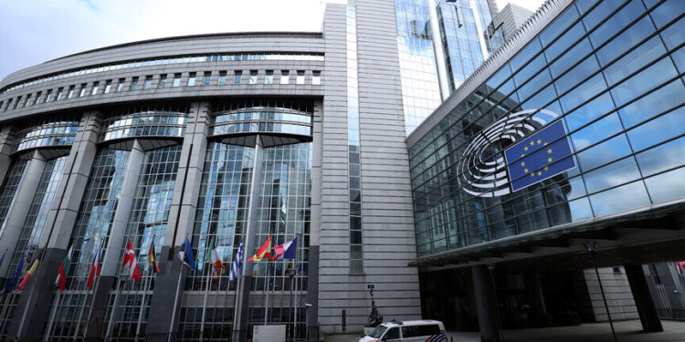 AP, AB-ABD ticaret anlaşmasını onayladı