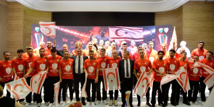 Erhürman: “Küçük ülkede, az nüfusla pırıl pırıl gençler çıktıysa, bu halkın önünde kimse duramaz”