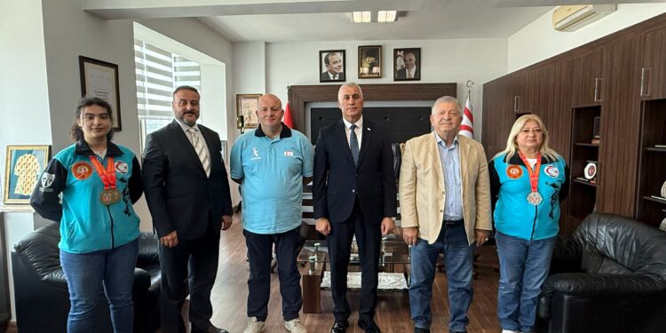 Amcaoğlu, 2026 Dünya Budo Kupası şampiyonu kadın sporcuları kabul etti