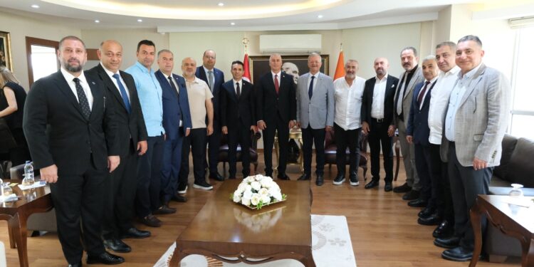 Amcaoğlu, Mersinli yatırımcıları KKTC’de yatırım yapmaya davet etti