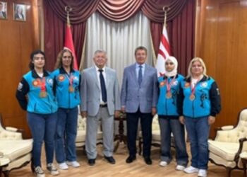 Başbakan Üstel, Dünya Budo Kupası Şampiyonlarını kabul etti