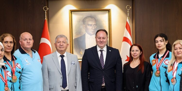 Öztürkler, Dünya Budo Federasyonu heyetini kabul etti
