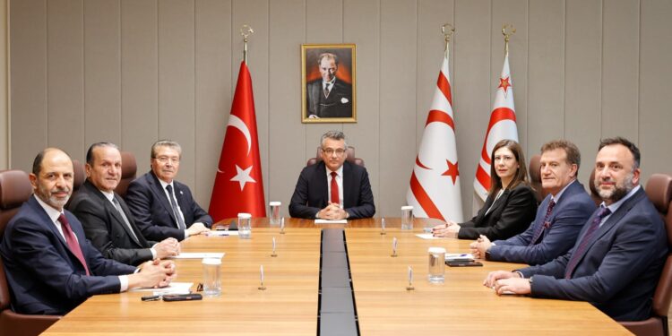 Siyasi Partiler Konseyi bugün toplanıyor