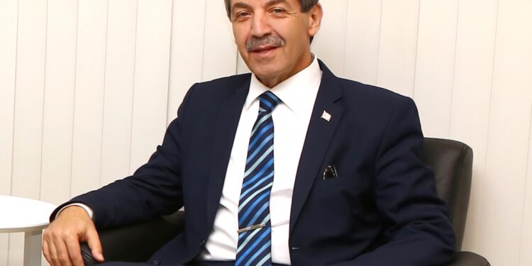 Bakan Ertuğruloğlu, Babalar Günü’nü kutladı