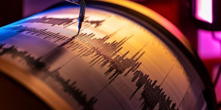 Japonya’da 5,9 büyüklüğünde deprem