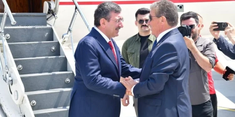 Türkiye Cumhurbaşkanı Yardımcısı Cevdet Yılmaz, 20 Temmuz törenleri için KKTC’ye geldi